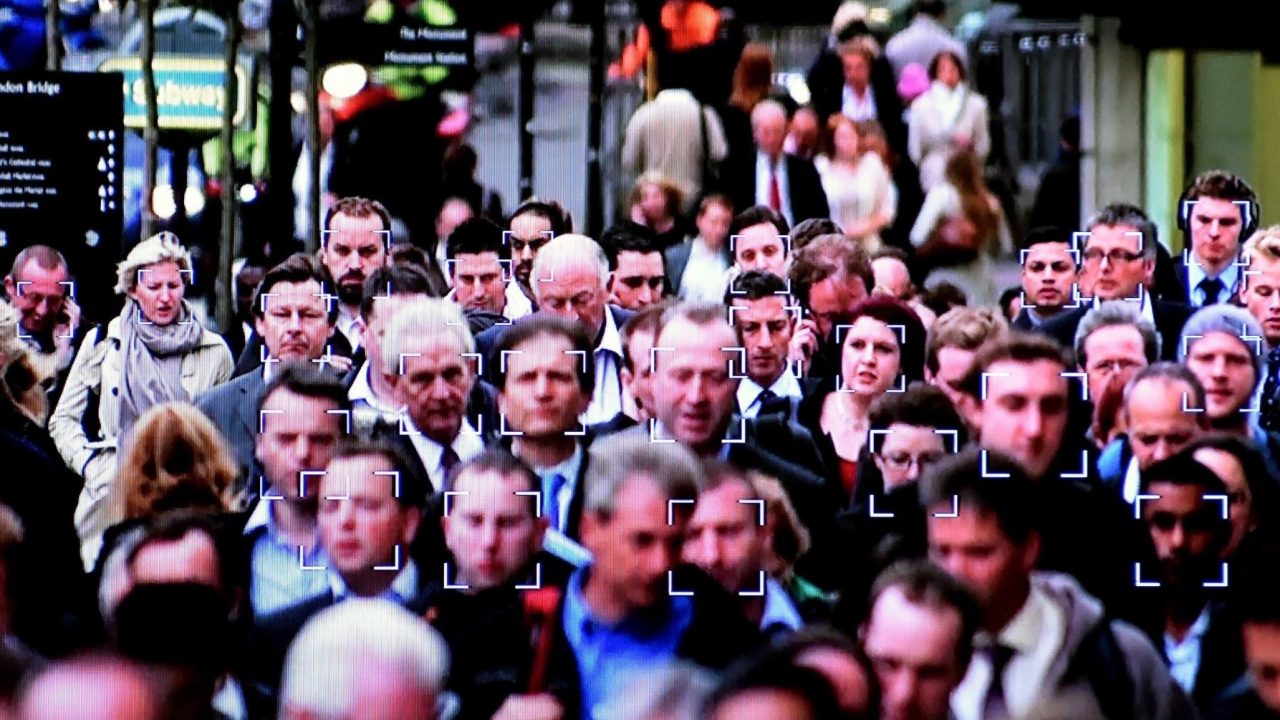 facial-recognition-crowds