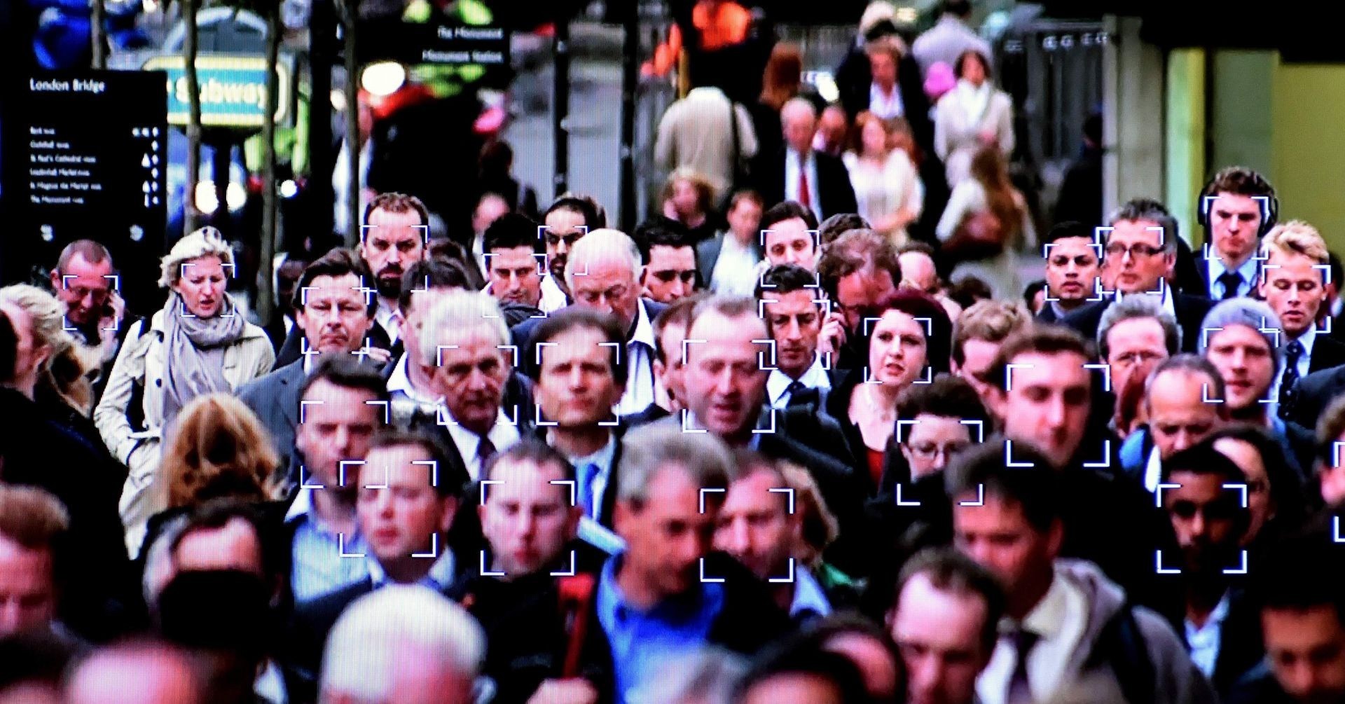 facial-recognition-crowds